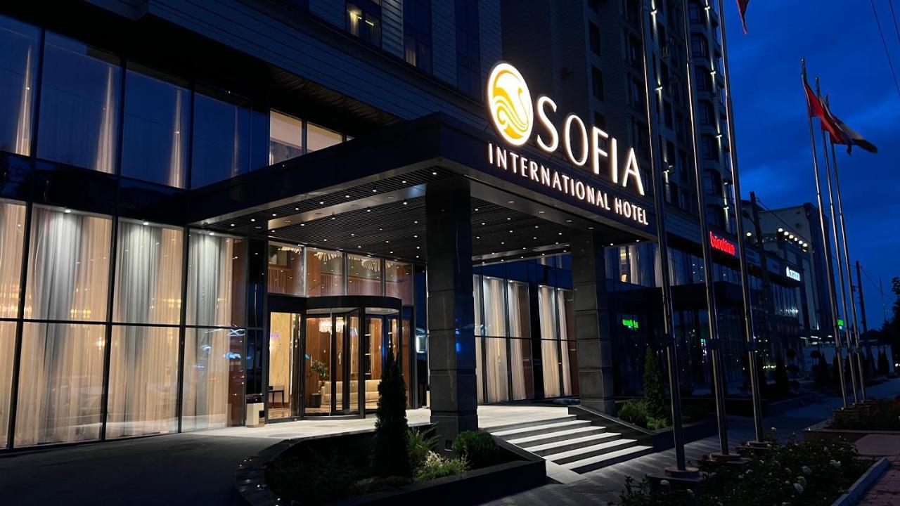 Sofia International Hotel ビシュケク エクステリア 写真