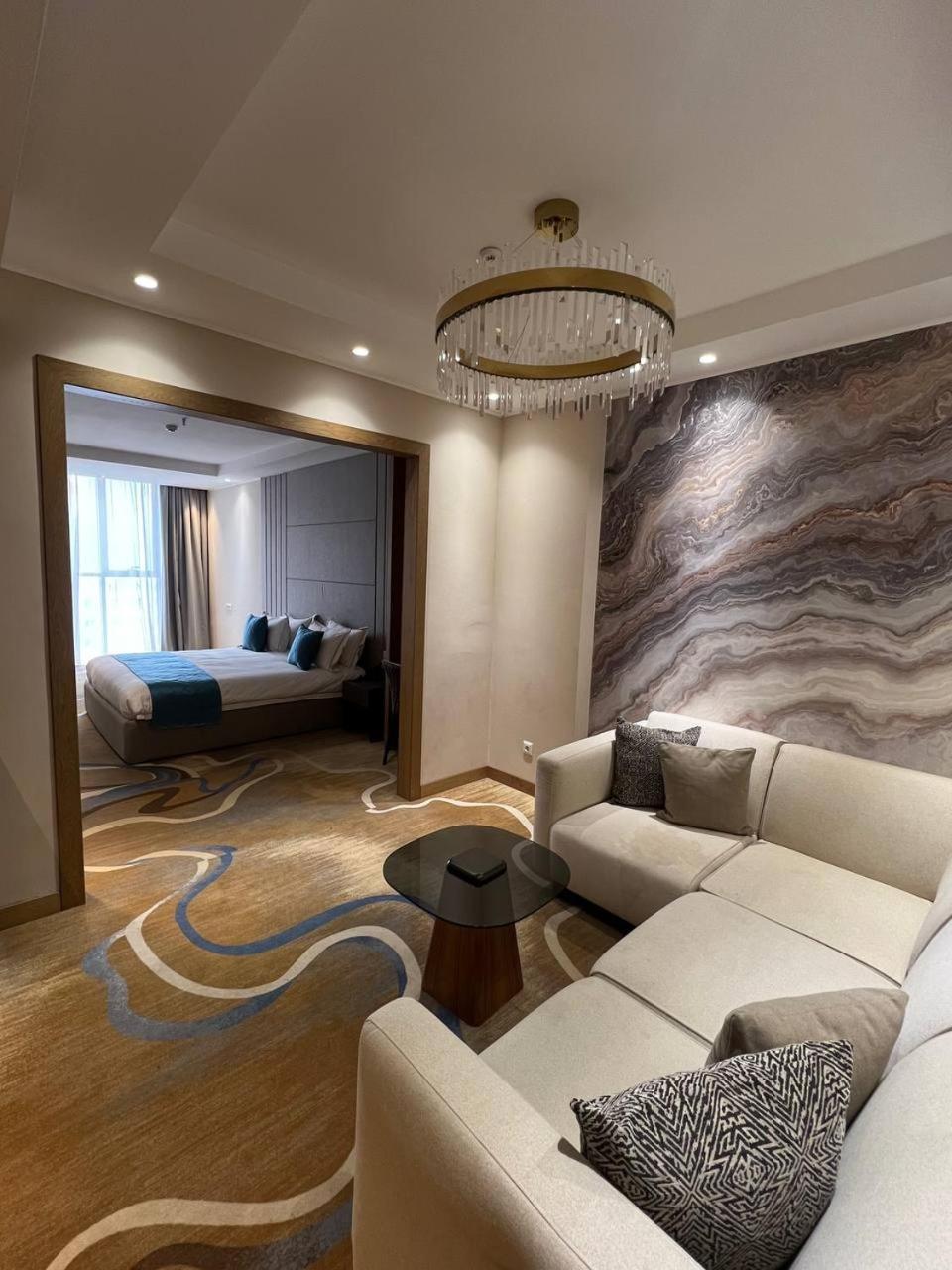 Sofia International Hotel ビシュケク エクステリア 写真