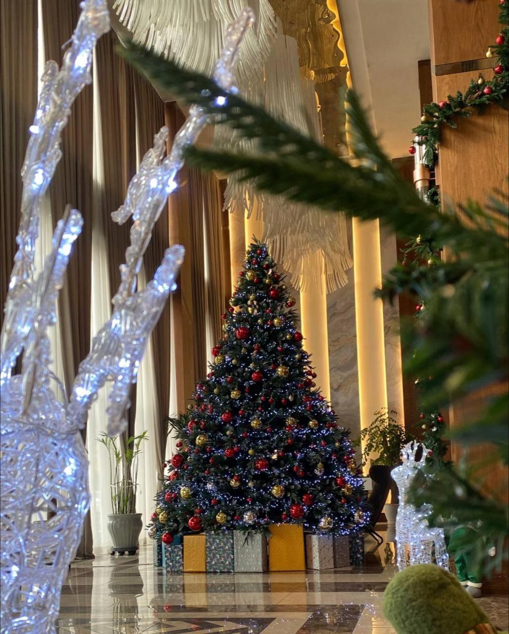 Sofia International Hotel ビシュケク エクステリア 写真